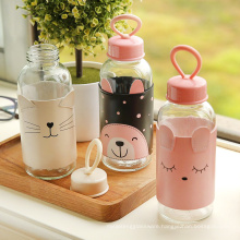 Cute borosilicate glass cup.Insulated glass water bottle with leather sleeve